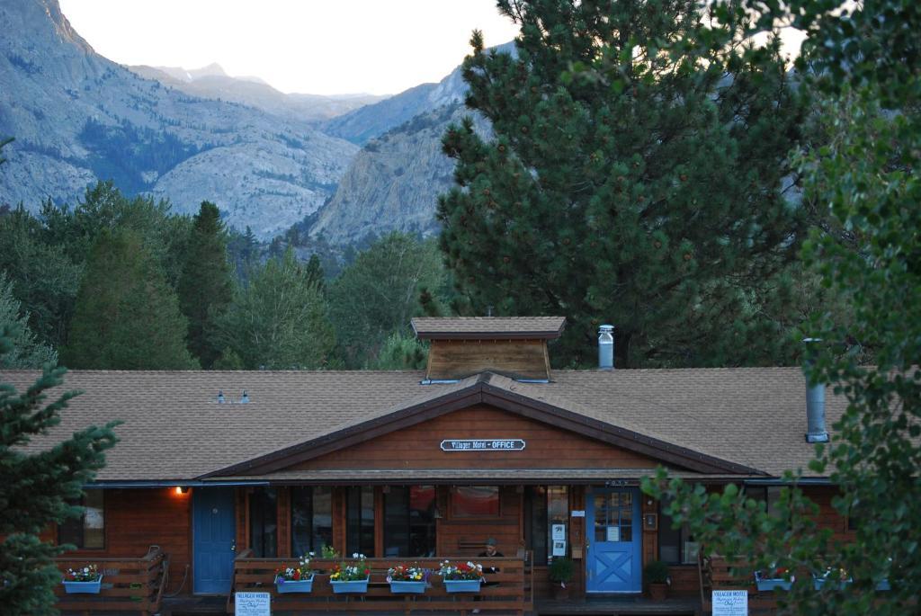 June Lake Villager Exteriér fotografie